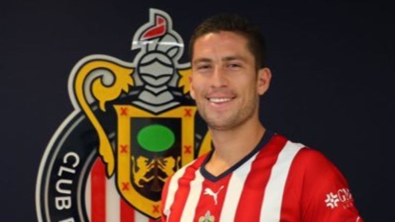 Santiago Ormeño es jugador de las Chivas