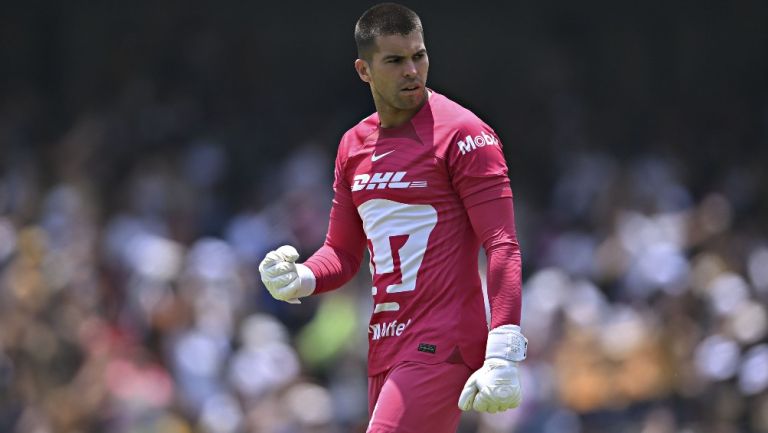 Julio González, guardameta de Pumas