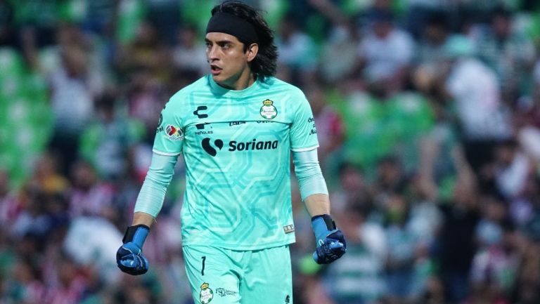 Carlos Acevedo, portero de Santos Laguna