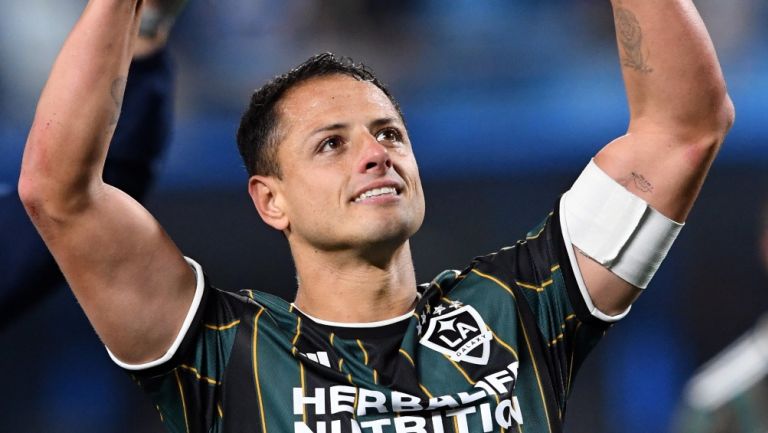 Chicharito Hernández en un partido de Galaxy