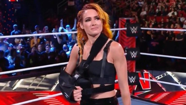 WWE: Becky Lynch sufrió separación de hombro en SummerSlam y terminó lucha
