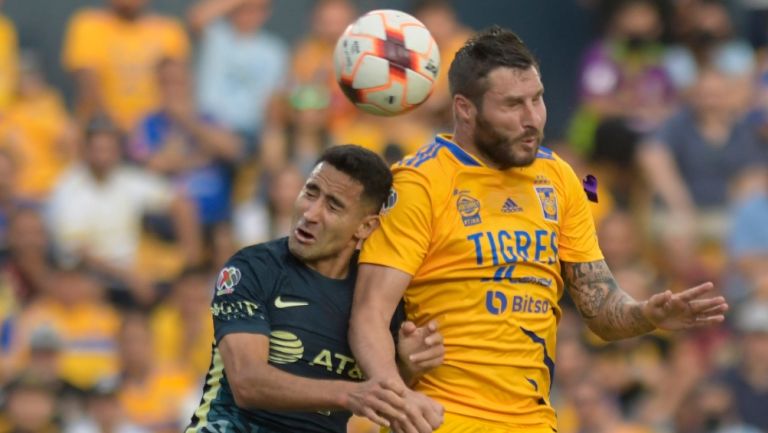 Gignac en un partido ante América