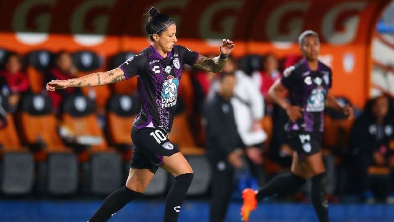 Jennifer Hermoso durante un partido de Pachuca Femenil