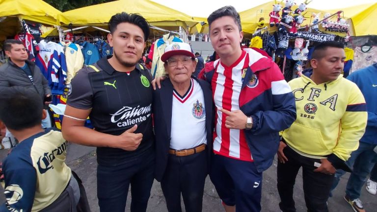 Abuelito verá a Chivas por primera vez en sus 90 años