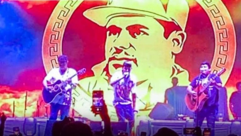 Imagen del Chapo Guzmán en concierto de Culiacán