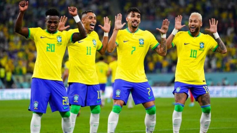 La Selección de Brasil en festejo