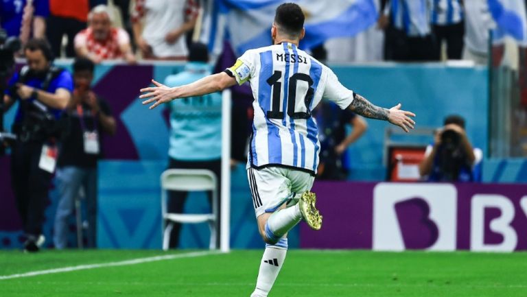 Lionel Messi lleva 16 goles en 2022 con la Albiceleste