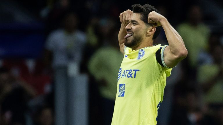 Henry celebra uno de su goles ante Mazatlán 