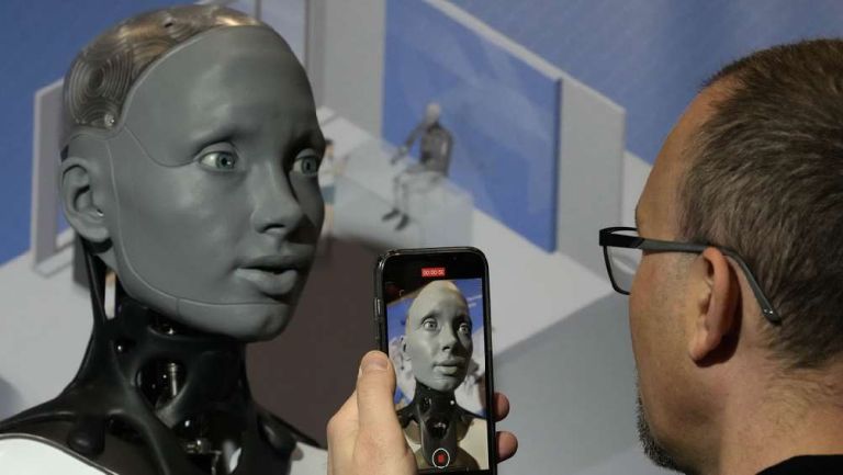 Robot Humanoide lanza advertencia sobre el uso de Inteligencia Artificial