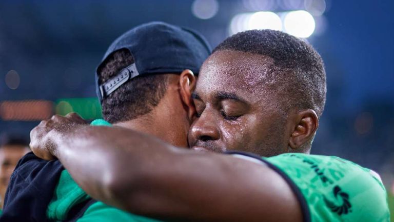 León: Joel Campbell se despide del equipo entre lágrimas tras ganar la Concachampions