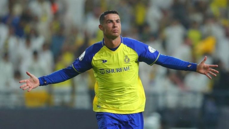 Cristiano Ronaldo festeja después de meter gol