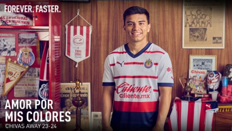 Chivas presentó su uniforme de visita para el Apertura 2023