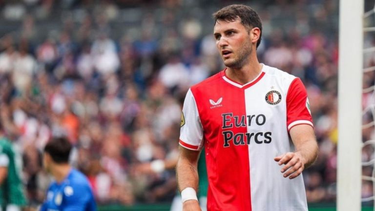 Santiago Giménez: Feyenoord le pone precio al mexicano para venderlo este verano