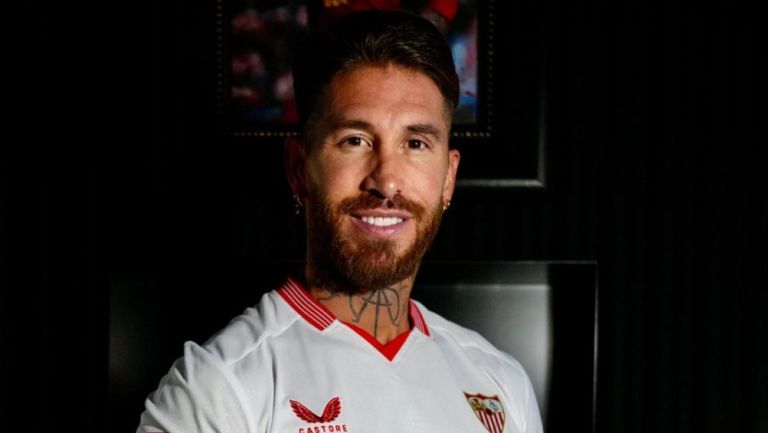 ¡Oficial! Sergio Ramos es presentado como nuevo refuerzo del Sevilla