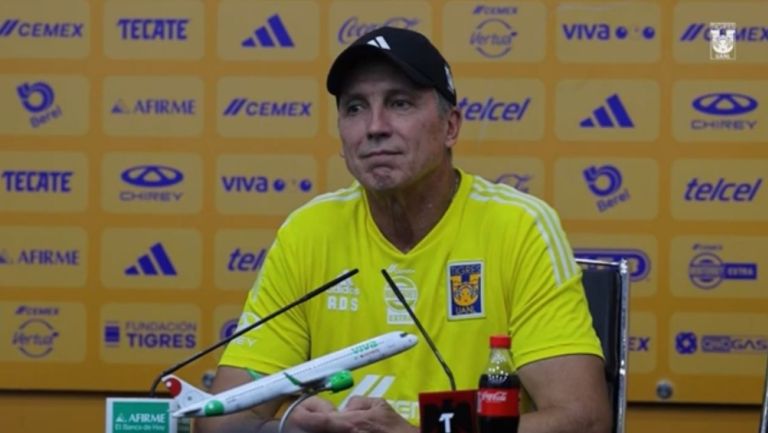 Robert Dante Siboldi tras la llegada de Marcelo Flores: "Jugar en Tigres no es un retroceso"