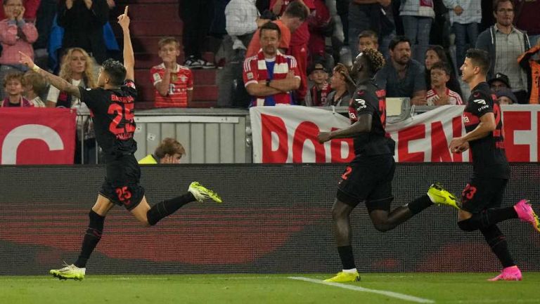 Leverkusen en celebración de gol