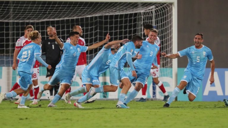 El festejo del equipo de San Marino tras el gol 