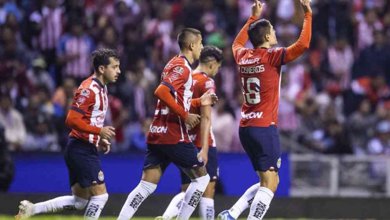 ¡Todo un RONALDO! Cisneros marcó un golazo en la victoria de Chivas ante Puebla