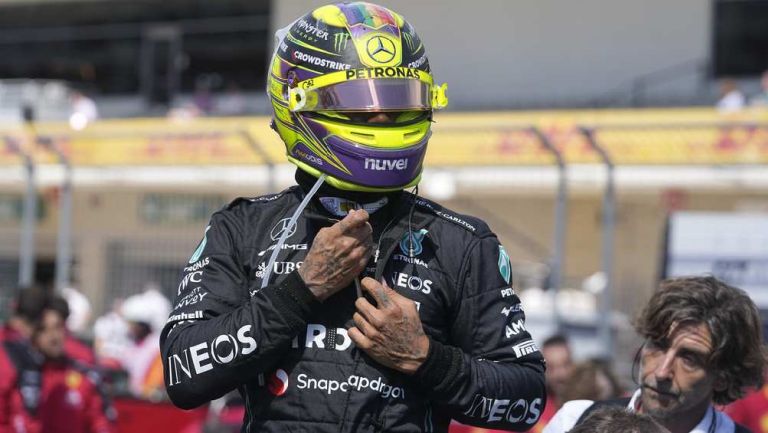 ¡Checo Pérez respira! Lewis Hamilton descalificado del Gran Premio de Estados Unidos