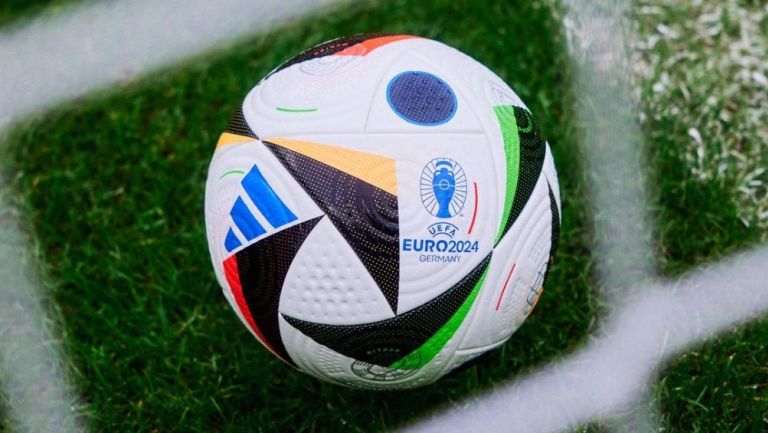 Adidas presenta 'Fussballliebe', el balón oficial para la Eurocopa 2024 
