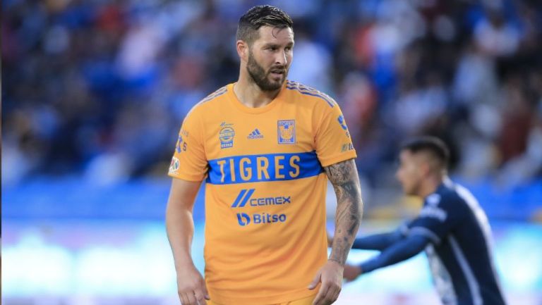 Gignac ya tiene el alta médica pero permanecerá en Monterrey