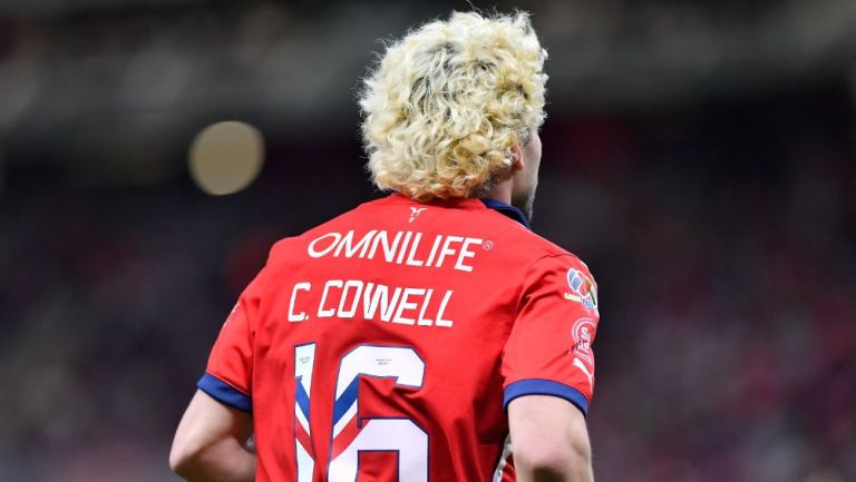 Cowell fue titular por primera vez con el Rebaño