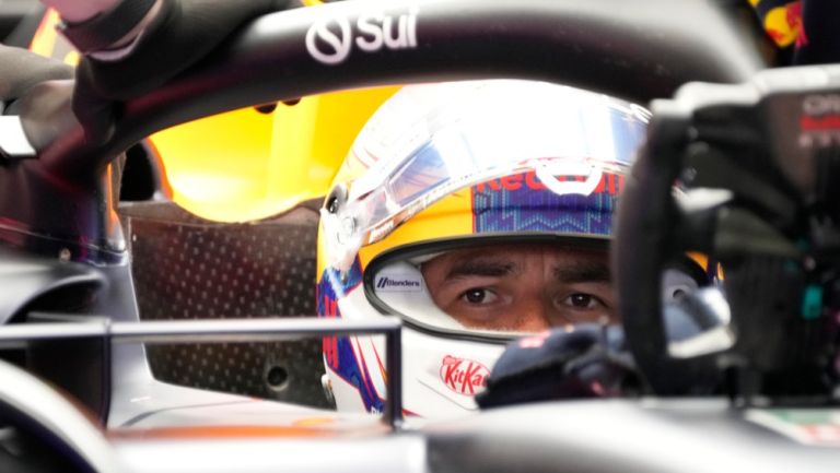 Red Bull no arriesga a 'Checo' Pérez ni a Verstappen y no salen a la P2 del GP de Japón
