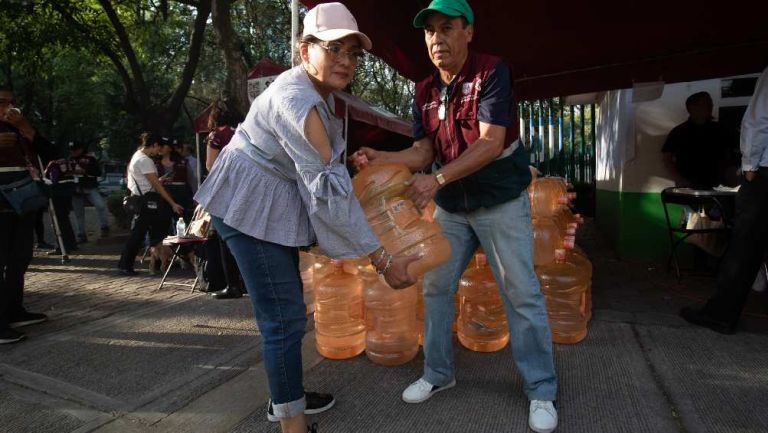 ¿Dónde recibir gratis garrafones con agua en la alcaldía Benito Juárez?
